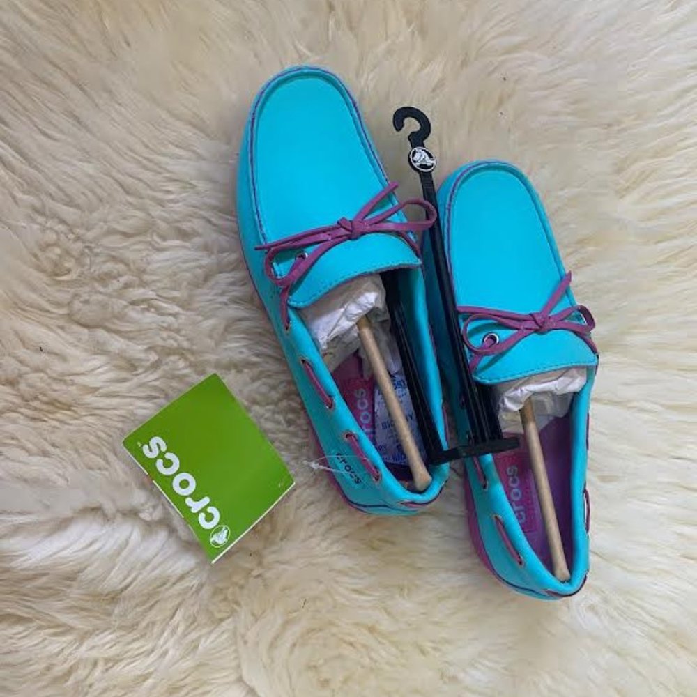 NWT CROCS Women Wrap ColorLite Loafer Flats Shoes Slip On Comfort in Pool Orchid